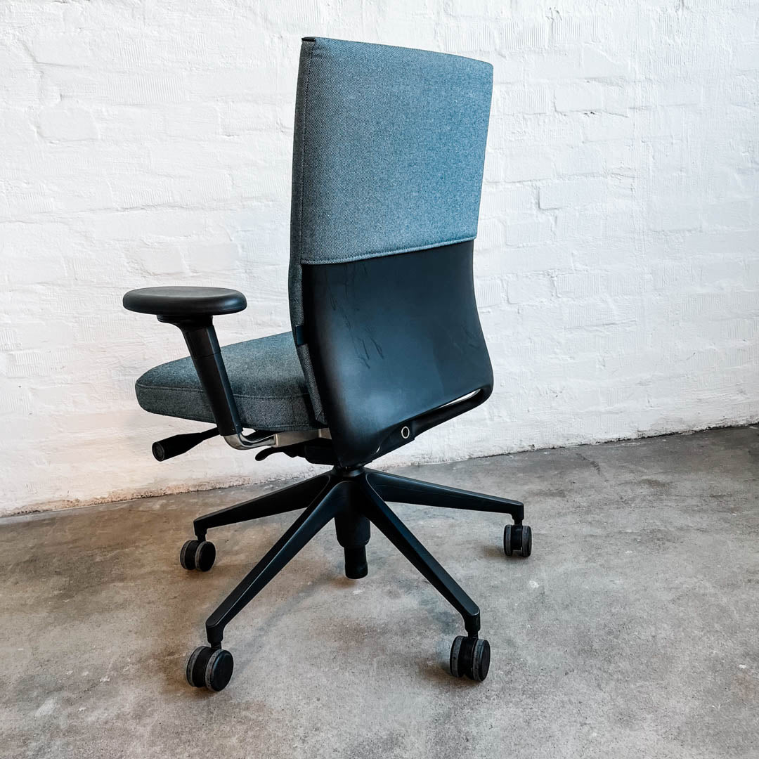 Vitra - ID Soft - Bürodrehstuhl - eisblau/schwarz - Antonio Citterio - gebrauchte TOP Qualität - Image 5