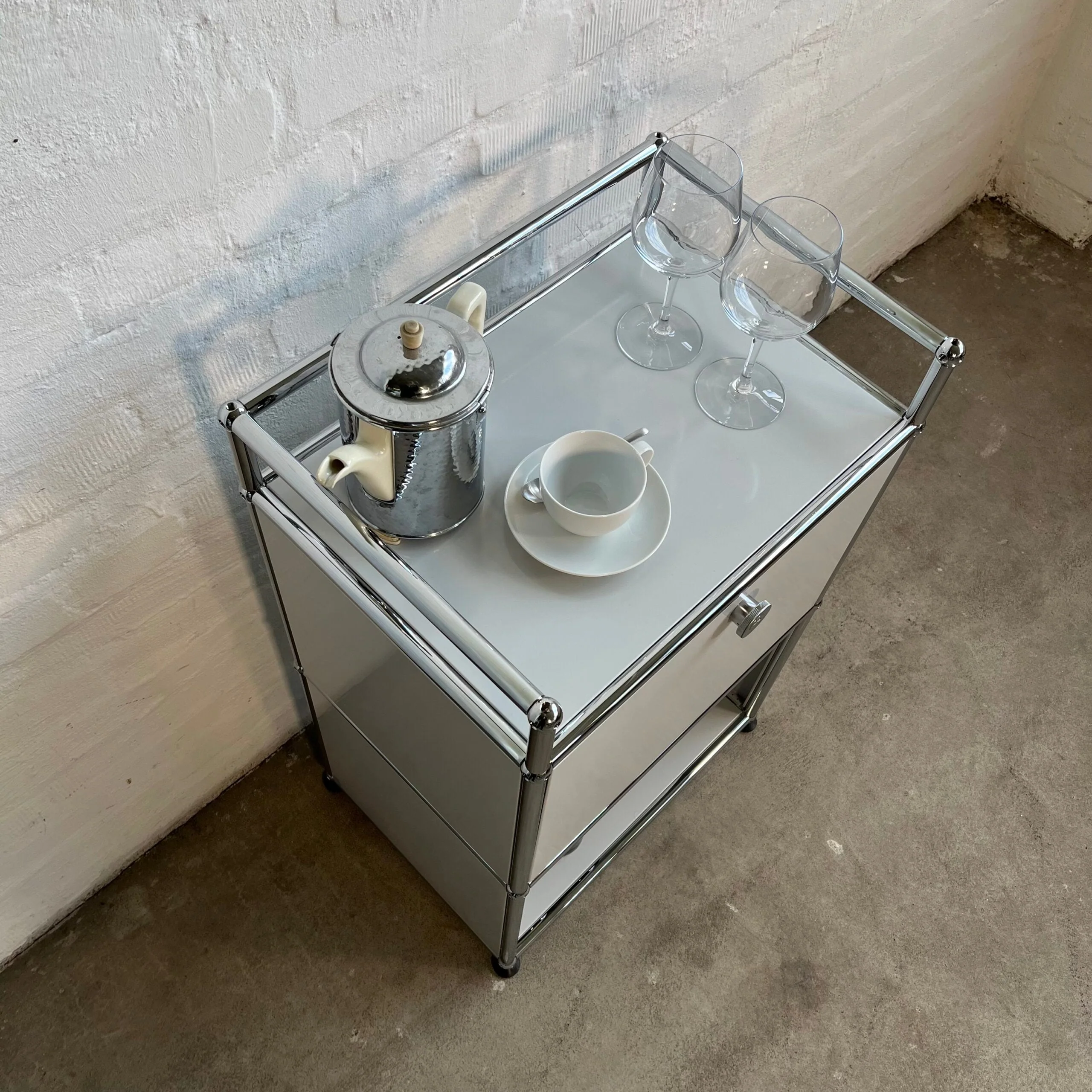 USM Haller - Bar-Regal - lichtgrau - gebrauchter TOP Zustand - Image 3