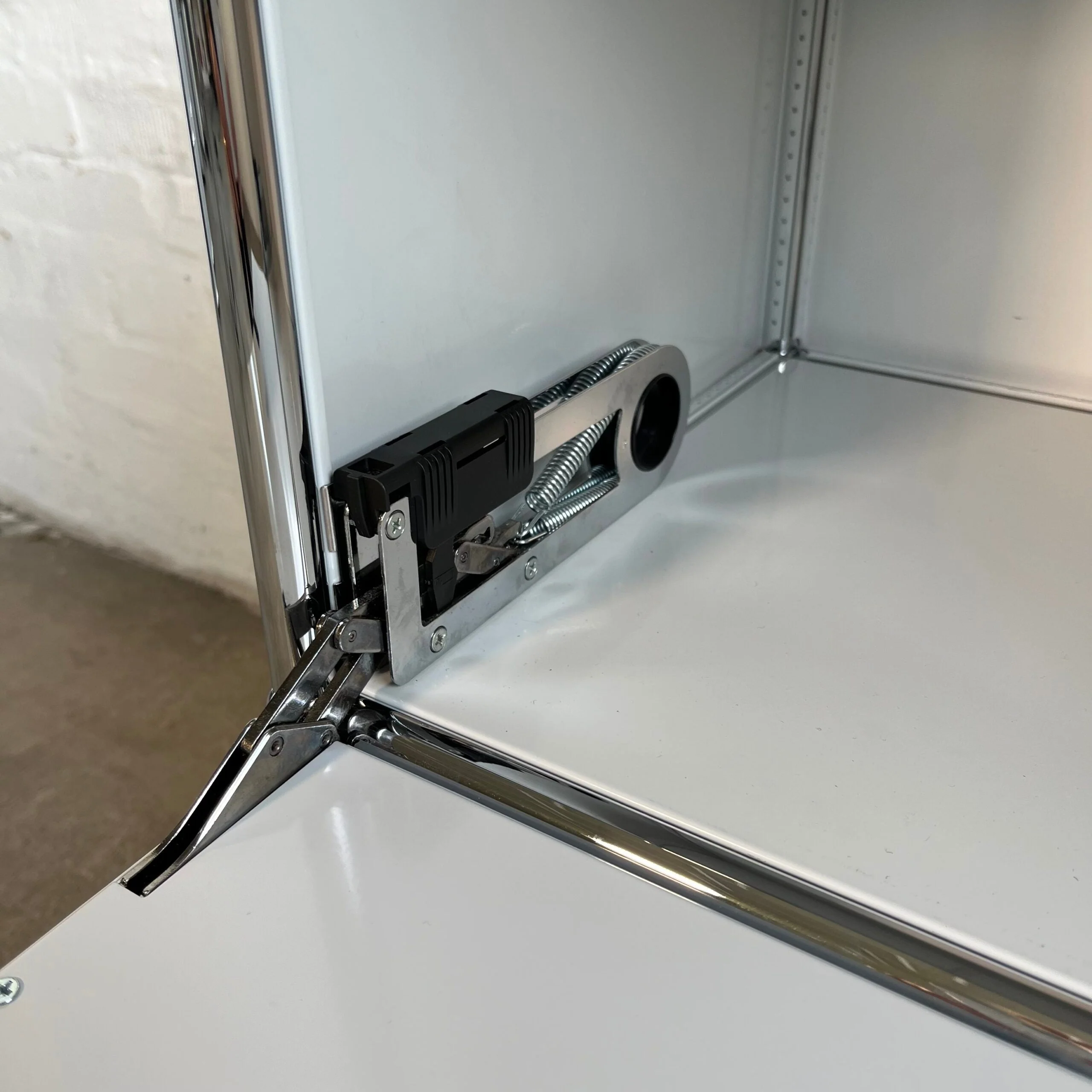 USM Haller - Bar-Regal - lichtgrau - gebrauchter TOP Zustand - Image 6