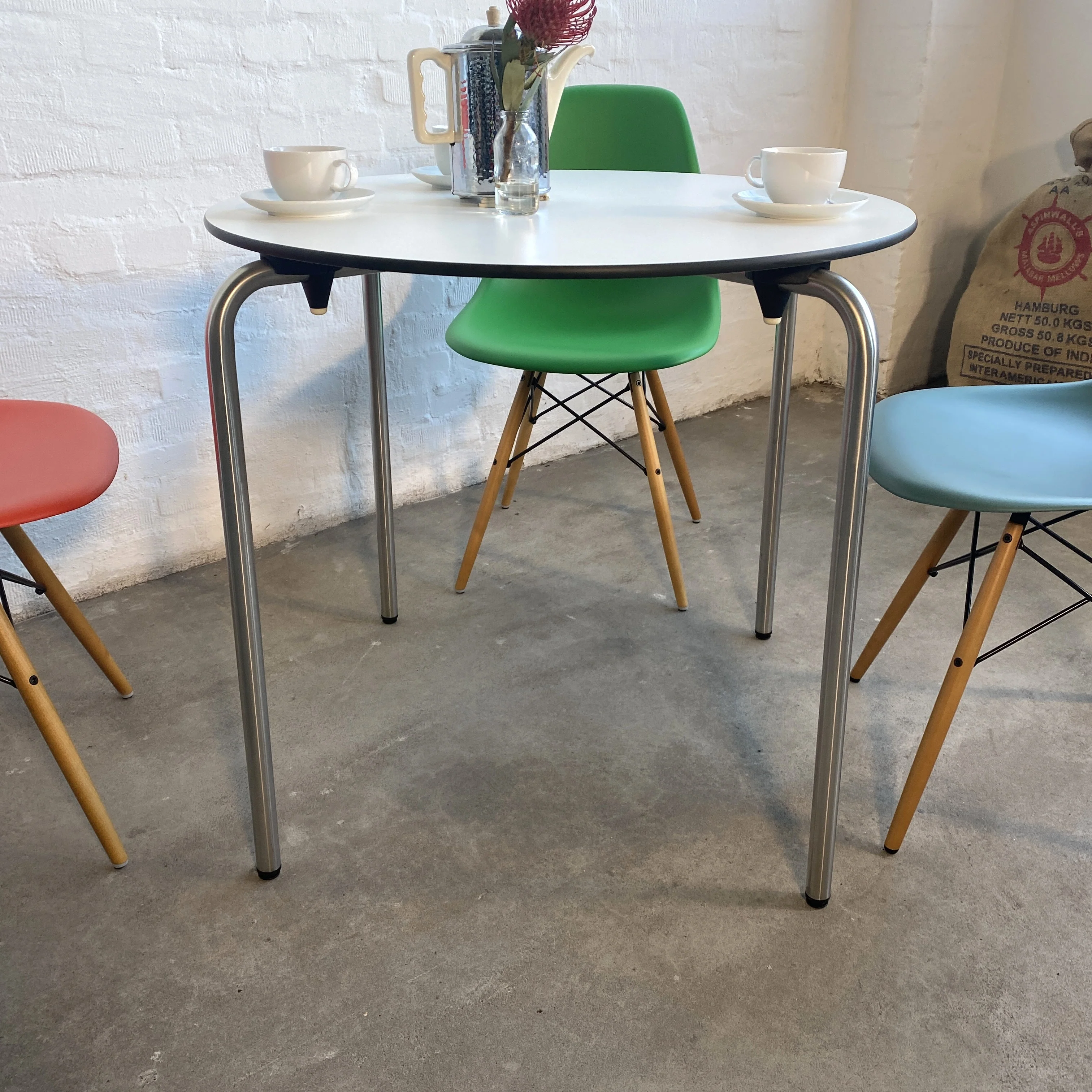 Vitra - Standard Table rund - weiß/Edelstahl - Outdoor - TOP Zustand - Image 4