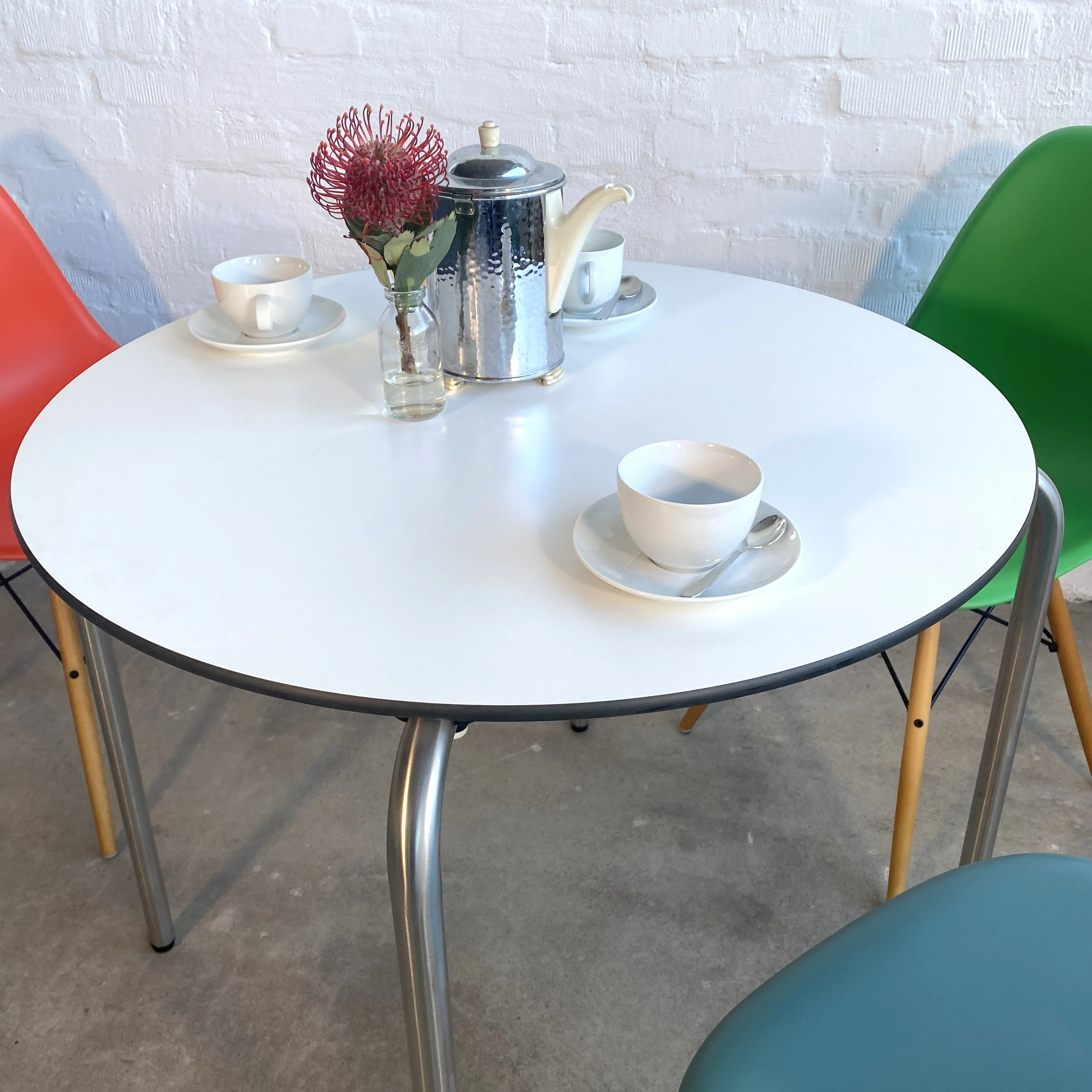 Vitra - Standard Table rund - weiß/Edelstahl - Outdoor - TOP Zustand - Image 7