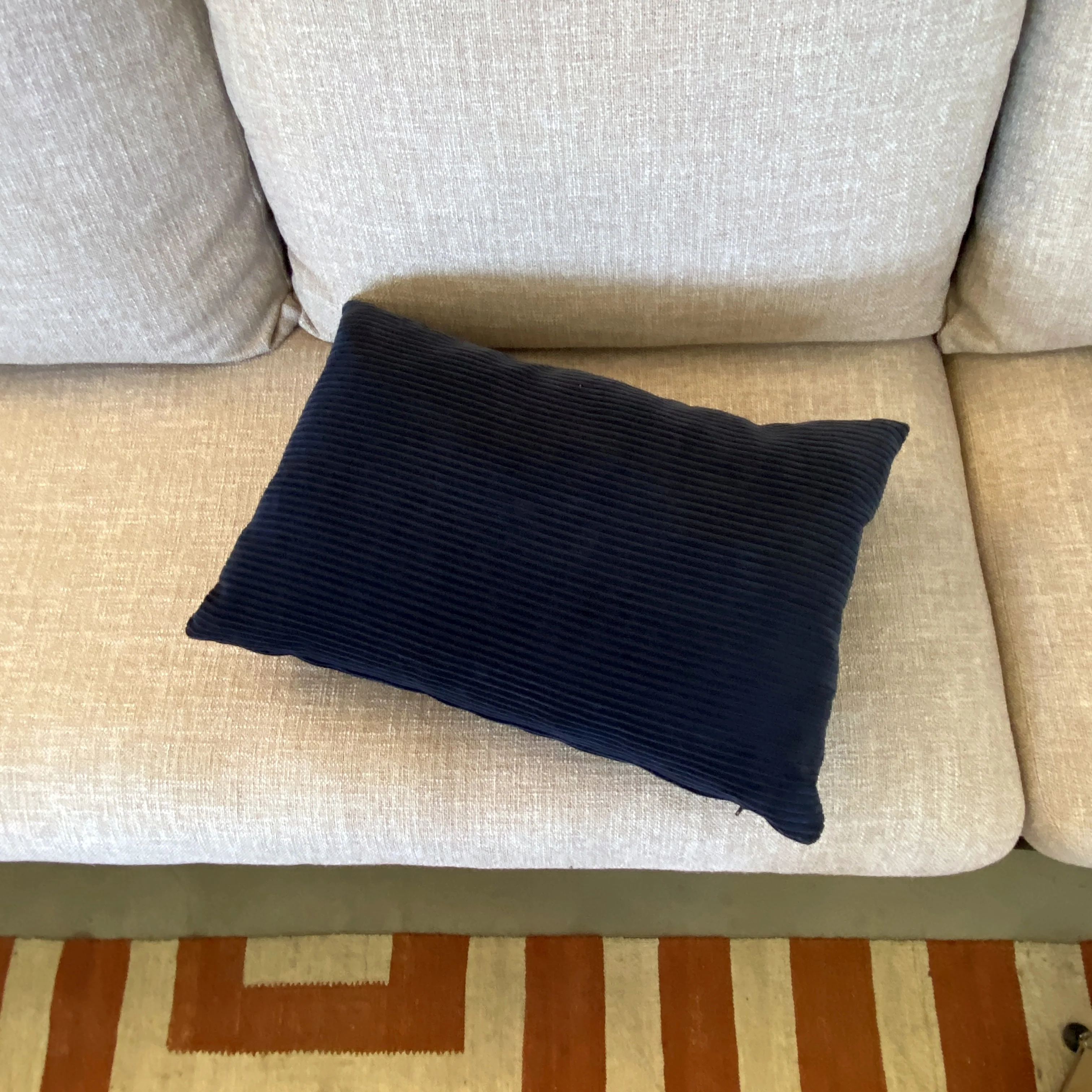 Vitra - Suita Kissen - 60 x 40 cm - kobaltblau - gebrauchter TOP Zustand - Image 4