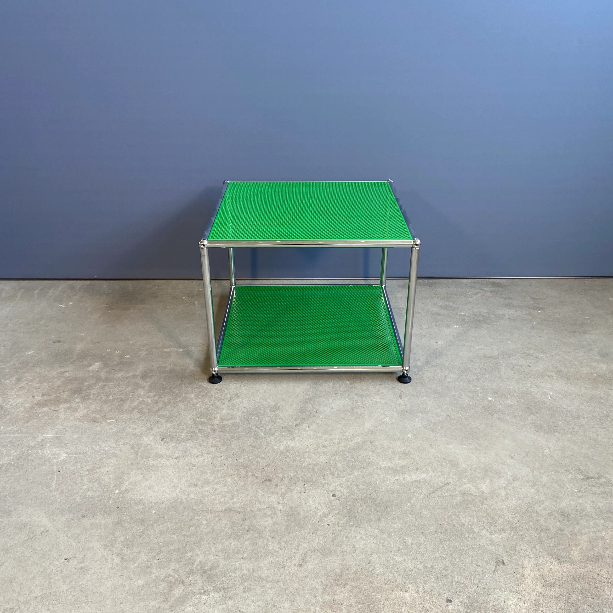 USM Haller - Beistelltisch - grün perforiert - gebrauchter TOP Zustand - Image 3