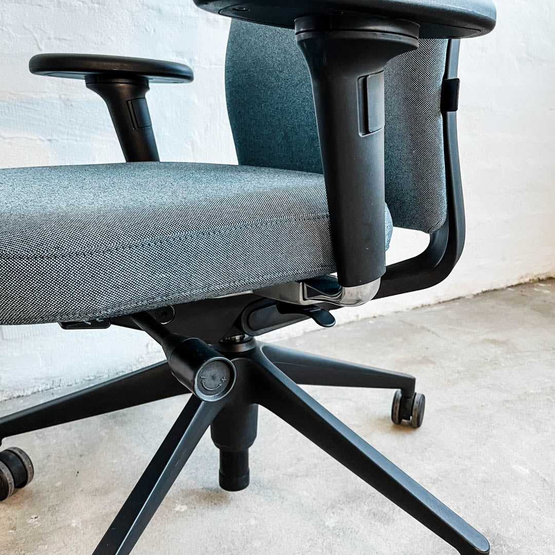 5er Set - Vitra - ID Soft - Bürodrehstuhl - eisblau/schwarz - Antonio Citterio - sehr guter gebrauchter Zustand - Image 10