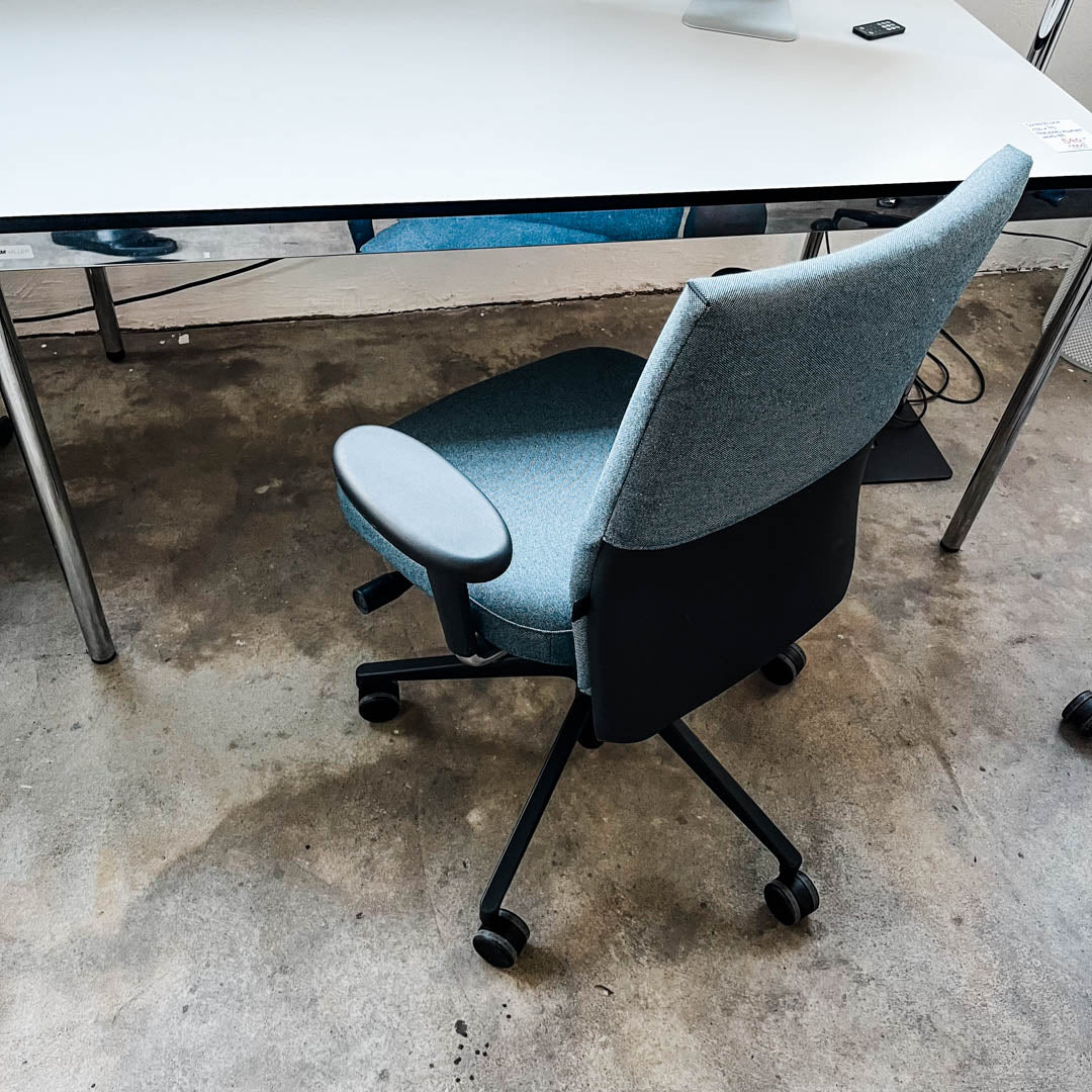 5er Set - Vitra - ID Soft - Bürodrehstuhl - eisblau/schwarz - Antonio Citterio - sehr guter gebrauchter Zustand - Image 13