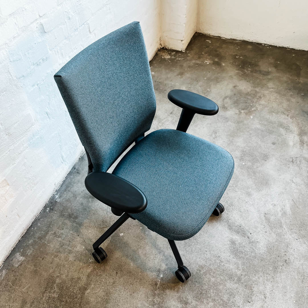 5er Set - Vitra - ID Soft - Bürodrehstuhl - eisblau/schwarz - Antonio Citterio - sehr guter gebrauchter Zustand - Image 6