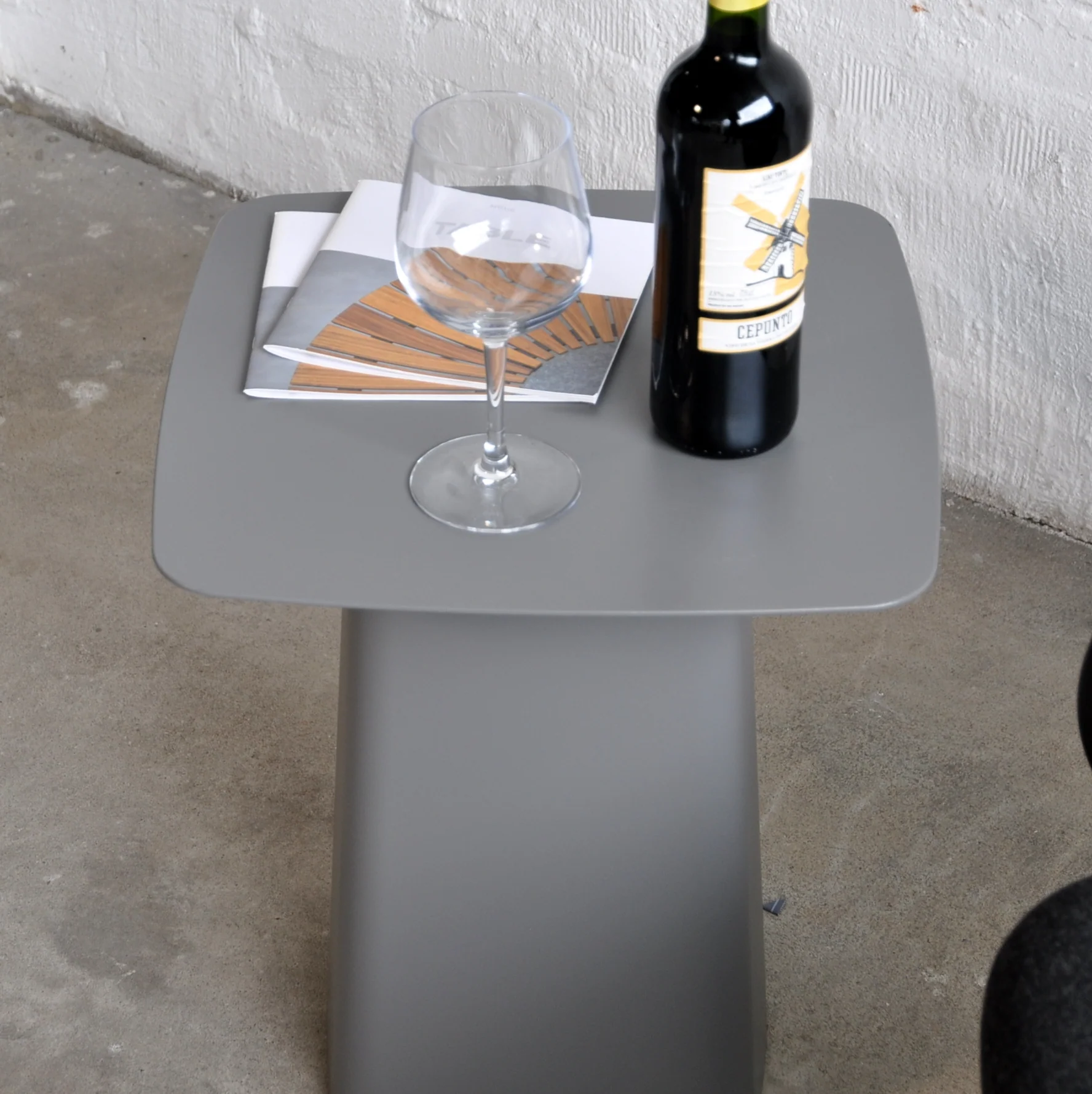 Vitra - Metal Side Table - Beistelltisch - Mittel - Outdoor - dimgrey - Ronan & Erwan Bouroullec - gebrauchter TOP Zustand - Image 3