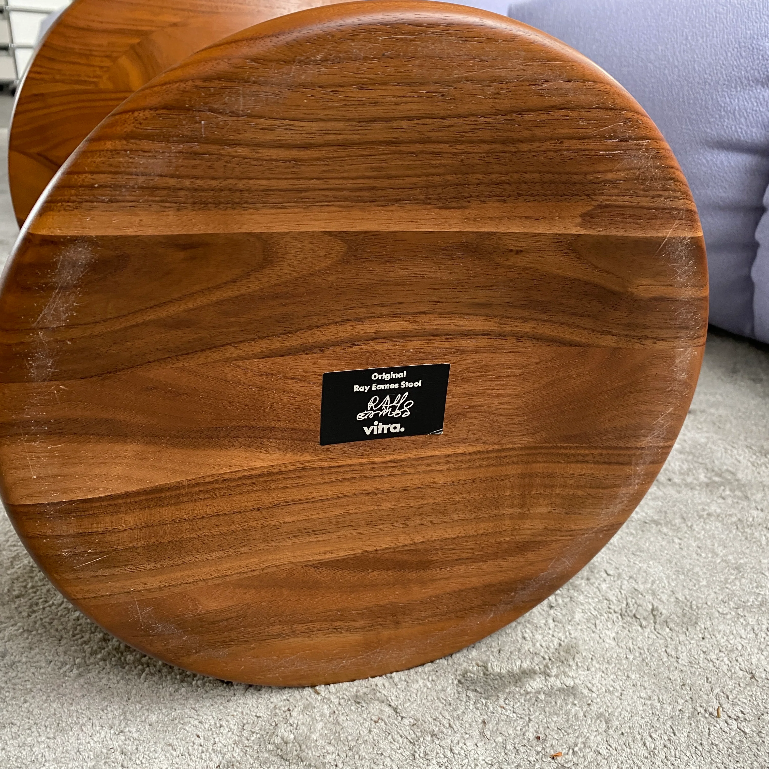 Vitra - Stools Modell A - Hocker - Nussbaum - sehr guter gebrauchter Zustand - Image 8