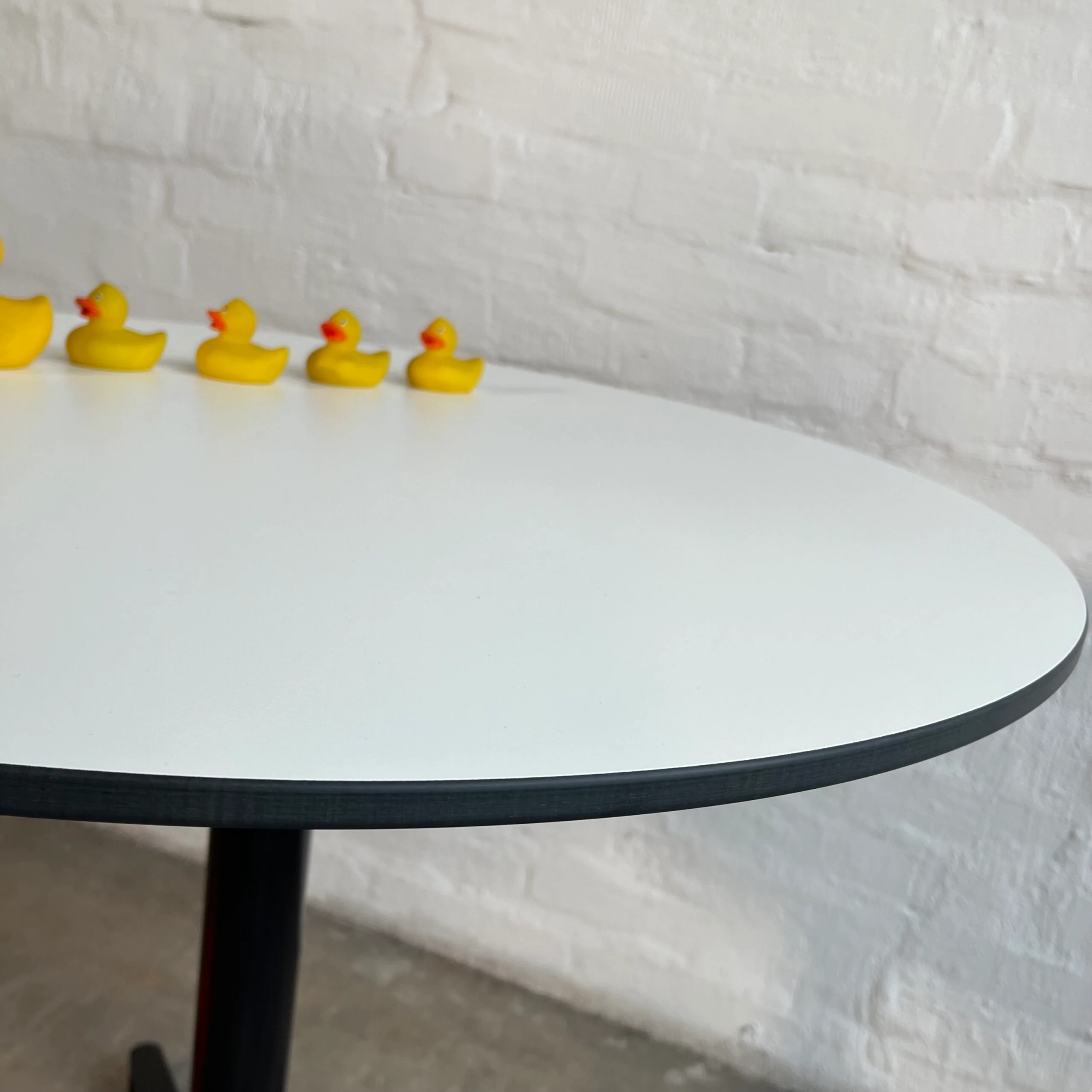 Vitra - Bistro Table - Tisch - schwarz/weiß - Outdoorfähig - Ronan & Erwan Bouroullec - TOP Zustand - Image 4