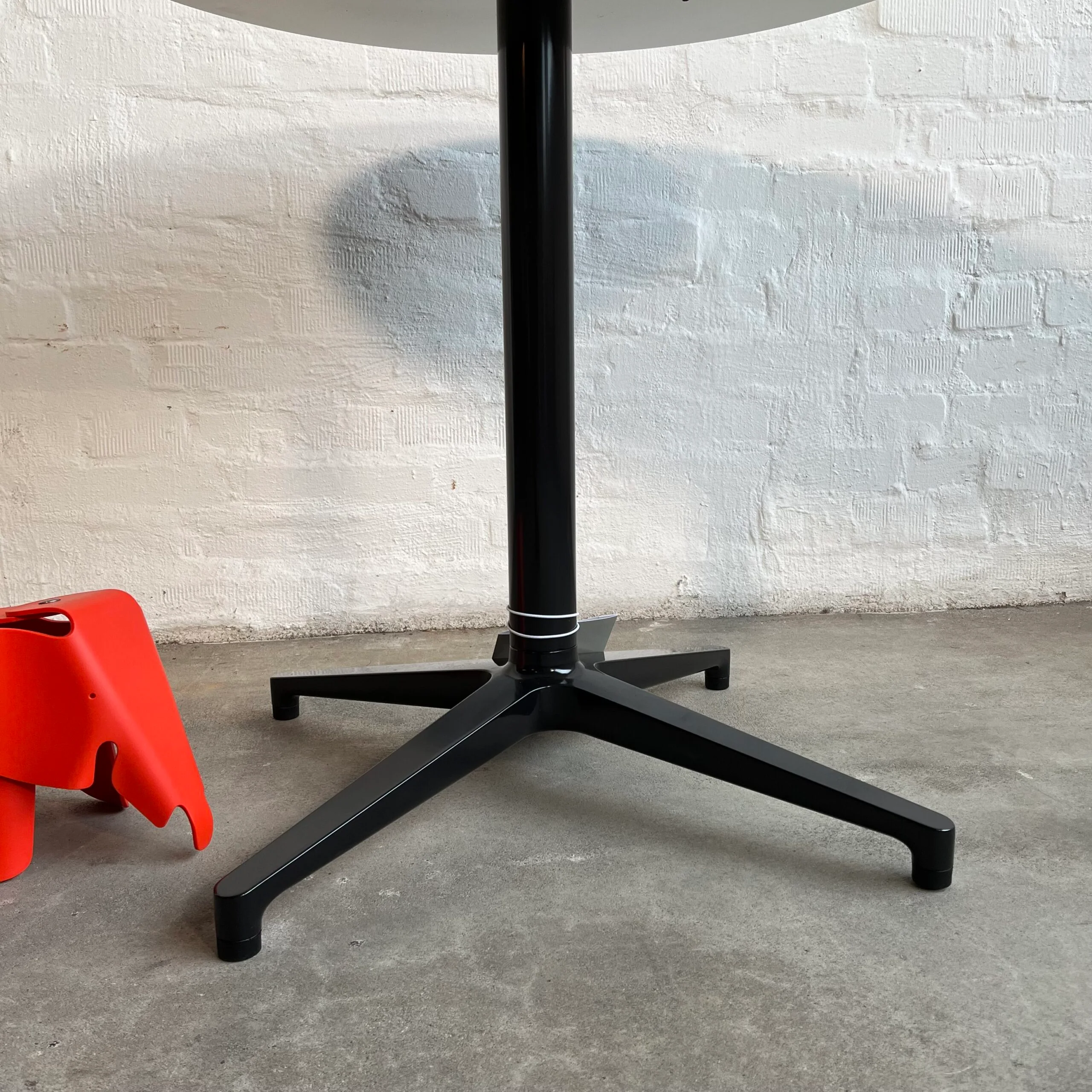 Vitra - Bistro Table - Tisch - schwarz/weiß - Outdoorfähig - Ronan & Erwan Bouroullec - TOP Zustand - Image 6