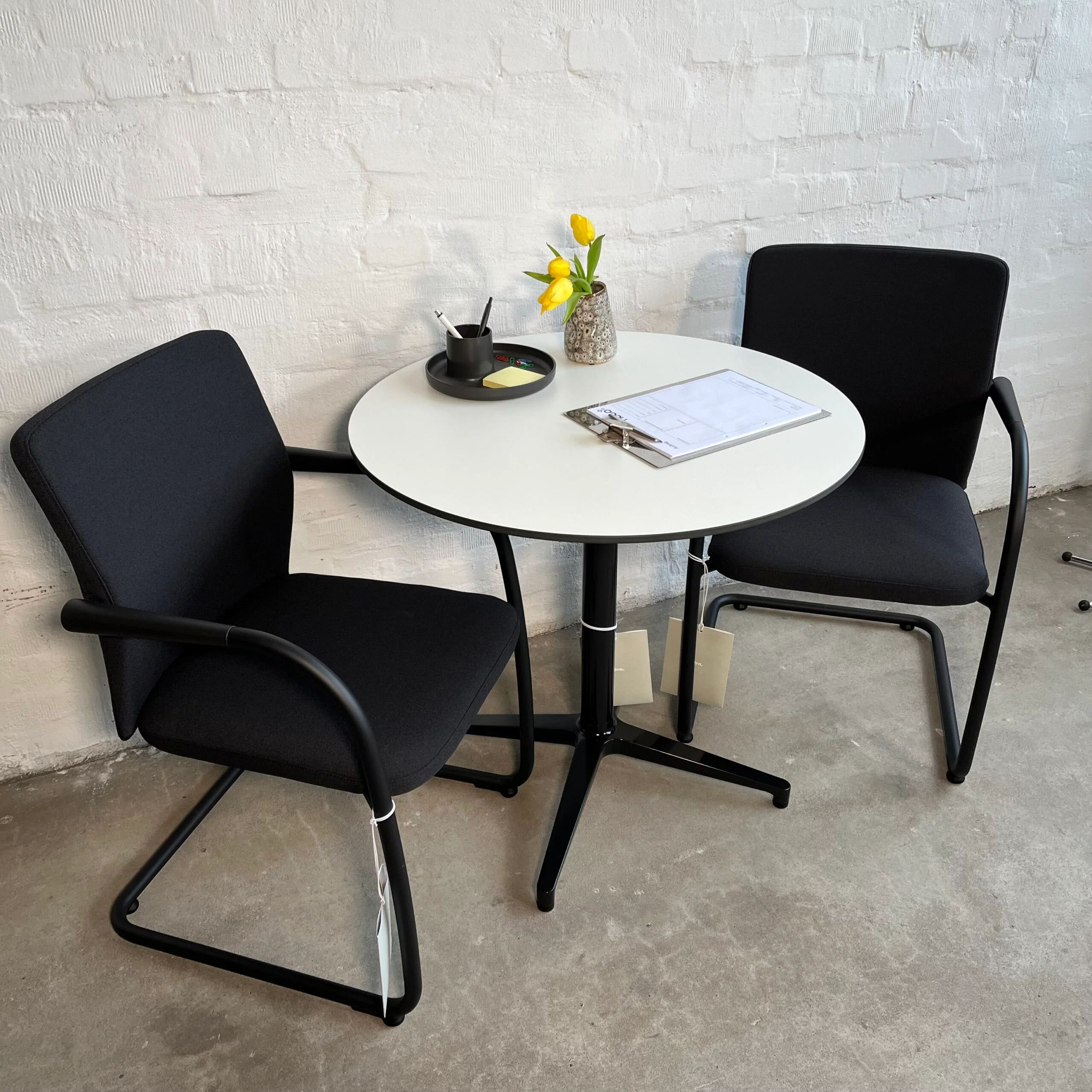 Vitra - Bistro Table - Tisch - schwarz/weiß - Outdoorfähig - Ronan & Erwan Bouroullec - TOP Zustand - Image 8